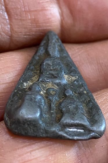 พระสามสองหน้า กรุพิจตร ชินเขียว รูปที่ 4