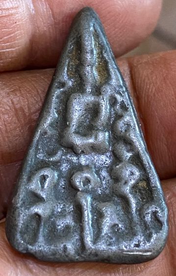 พระสามสองหน้า กรุพิจตร ชินเขียว รูปที่ 3