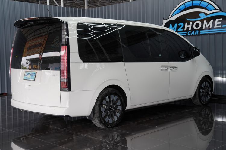 Hyundai Staria 2022 PREMIUM 2.2 Utility-car ดีเซล เกียร์อัตโนมัติ ขาว รูปที่ 4