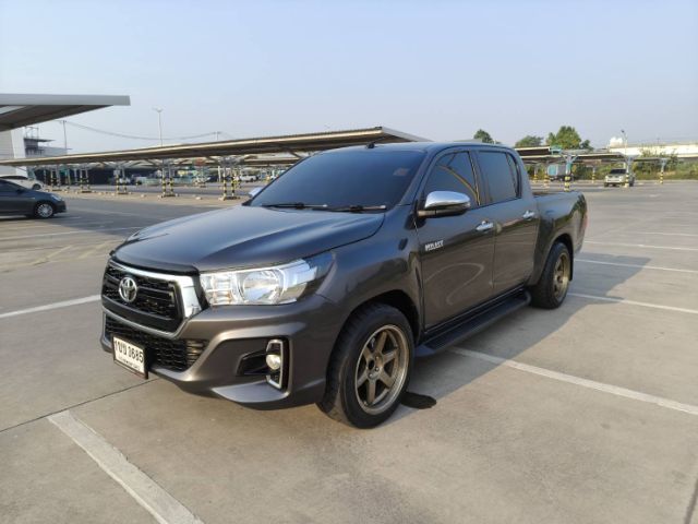รถ Toyota Hilux Revo 2.4 J Plus สี เทา