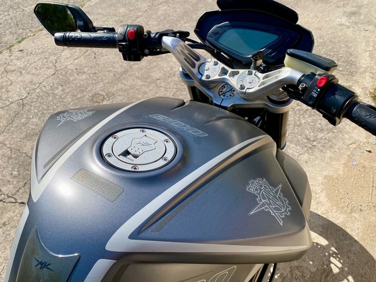 mv agusta brutale 800dragster รูปที่ 11