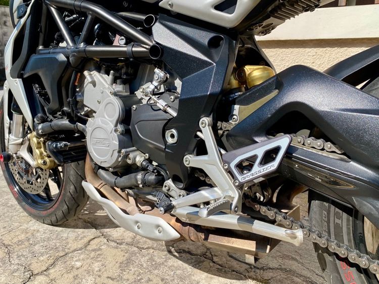mv agusta brutale 800dragster รูปที่ 9