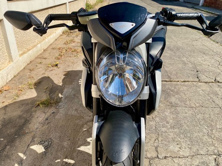 mv agusta brutale 800dragster รูปที่ 7