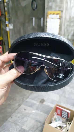 แว่นตา Guess man พร้อมกล่อง แท้ รูปที่ 2