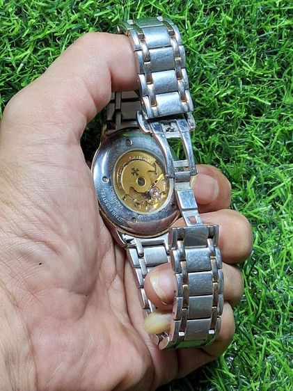 นาฬิกาเก่าไขลาน( ไม่เดิน ) ซื้อรวมๆกันมาพร้อมพระเครื่อง รูปที่ 4