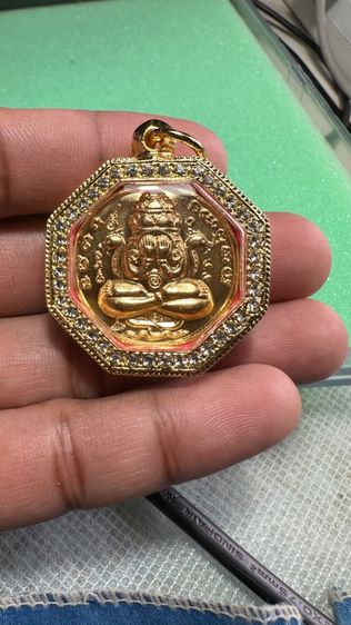 ปล่อยพระค่ะ