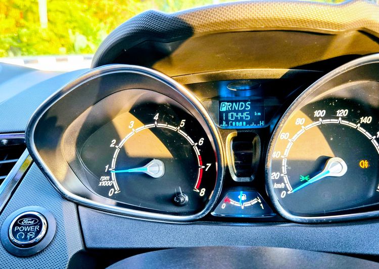 Ford Fiesta 2016 1.5 Sport Sedan เบนซิน ดำ รูปที่ 4