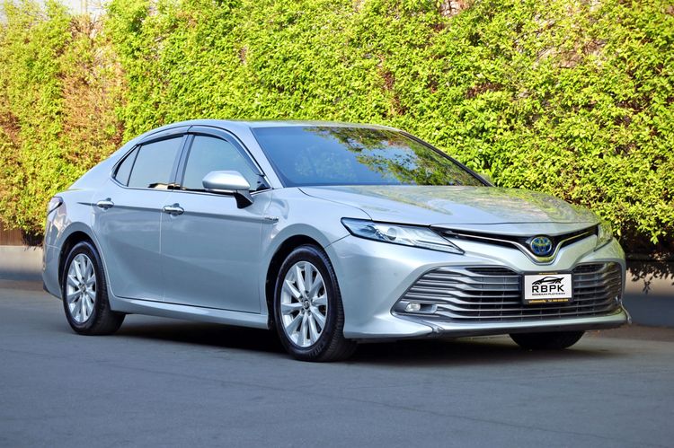 Toyota Camry 2019 2.5 Hybrid Premium Sedan ไฮบริด ไม่ติดแก๊ส เกียร์อัตโนมัติ เทา รูปที่ 4