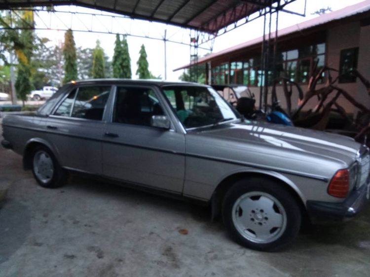 Mercedes-Benz รุ่นอื่นๆ 1990 รุ่นย่อยอื่นๆ Sedan ดีเซล LPG เกียร์อัตโนมัติ บรอนซ์ทอง รูปที่ 4