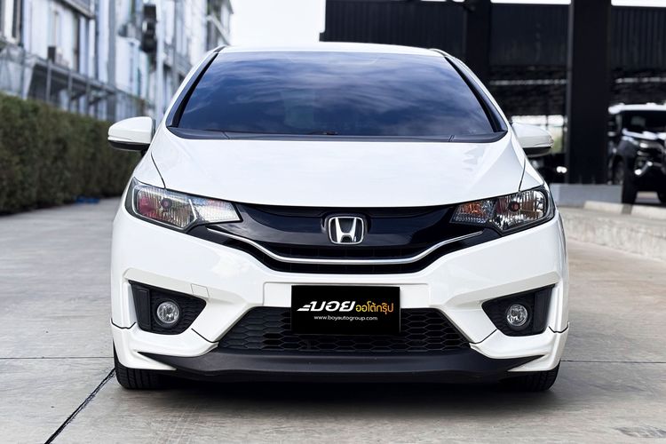 Honda Jazz 2015 1.5 V Plus i-VTEC Sedan เบนซิน ไม่ติดแก๊ส เกียร์อัตโนมัติ ขาว รูปที่ 2
