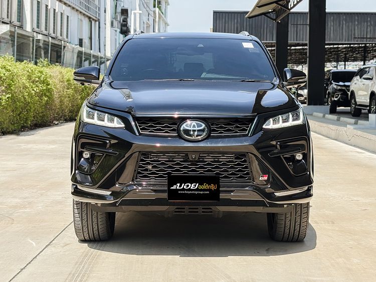 Toyota Fortuner 2023 2.8 GR Sport 4WD Utility-car ดีเซล ไม่ติดแก๊ส เกียร์อัตโนมัติ ดำ รูปที่ 2