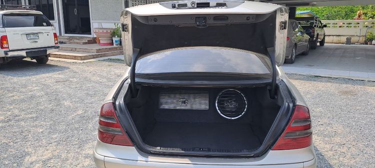 Mercedes-Benz E-Class 2002 E220 CDI Sedan ดีเซล ไม่ติดแก๊ส เกียร์อัตโนมัติ บรอนซ์ทอง รูปที่ 3
