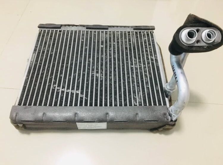 คอยเย็นแท้ mazda2 2017