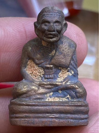 รูปหล่อโบราณ หลวงปู่ทวด รุ่น เบตง ย้อนยุค วัดทรายขาว ปัตตานี พ.ศ.๒๕๕๗ กล่องเดิม สวยครับ รูปที่ 7