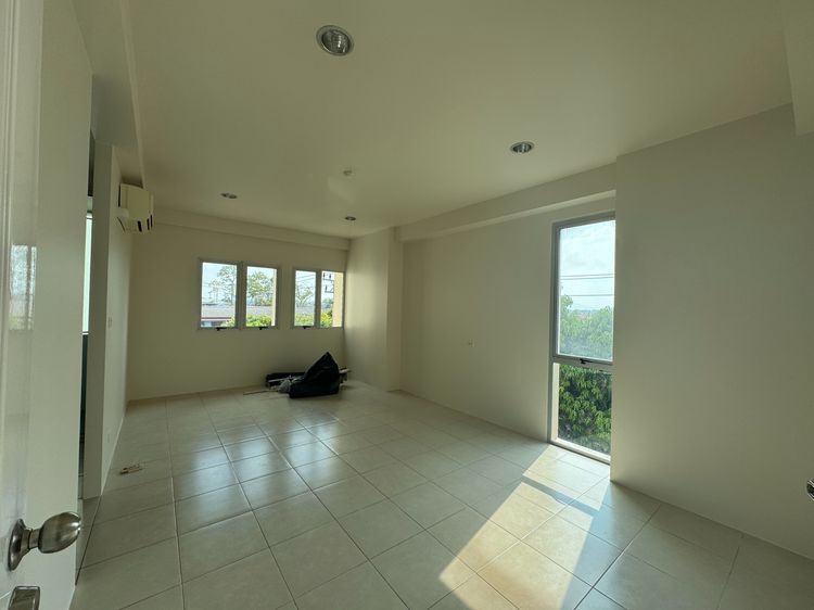 วังทองคอนโดเทล แหลมฉบัง อาคาร B