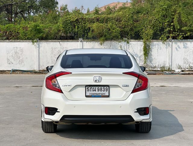 Honda Civic 2016 1.5 Turbo Sedan เบนซิน ไม่ติดแก๊ส เกียร์อัตโนมัติ ขาว รูปที่ 2