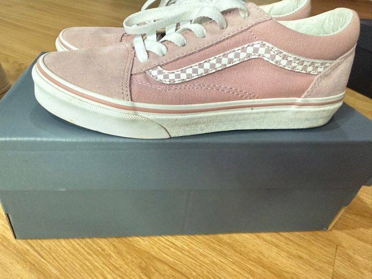 ขายรองเท้า