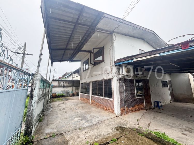 อื่นๆ ไม่มี สร้างเสร็จก่อน 2010 บ้านเดี่ยวทำเลรามคำแหง รฟฟ 2 สาย แค่ปากซอย รูปที่ 2