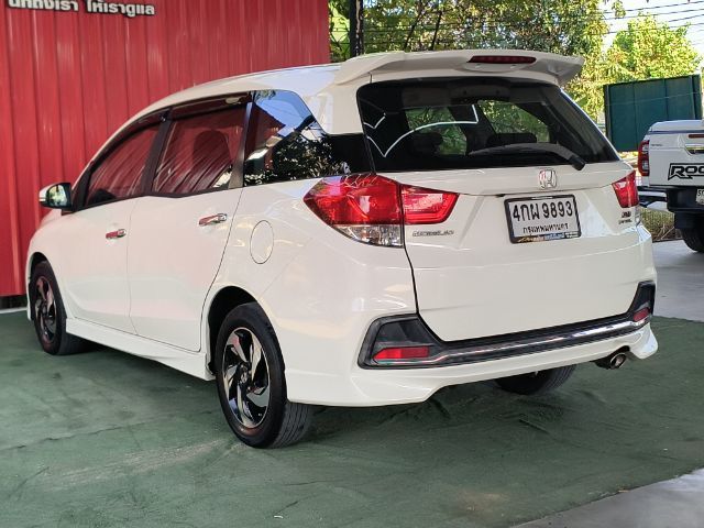 Honda Mobilio 2015 1.5 RS Sedan เบนซิน ไม่ติดแก๊ส เกียร์อัตโนมัติ ขาว รูปที่ 4