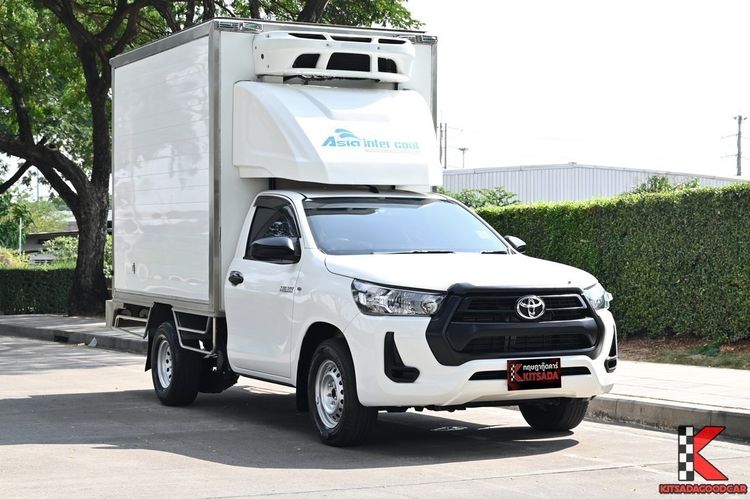รถ Toyota Hilux Revo 2.4 Entry สี ขาว