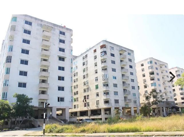 เอส อาร์ แลนด์ คอนโด