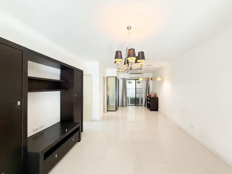 ใช่ ขาย ทาวน์โฮม 3 ชั้น Town Avenue Merge รัตนาธิเบศร์ รูปที่ 2