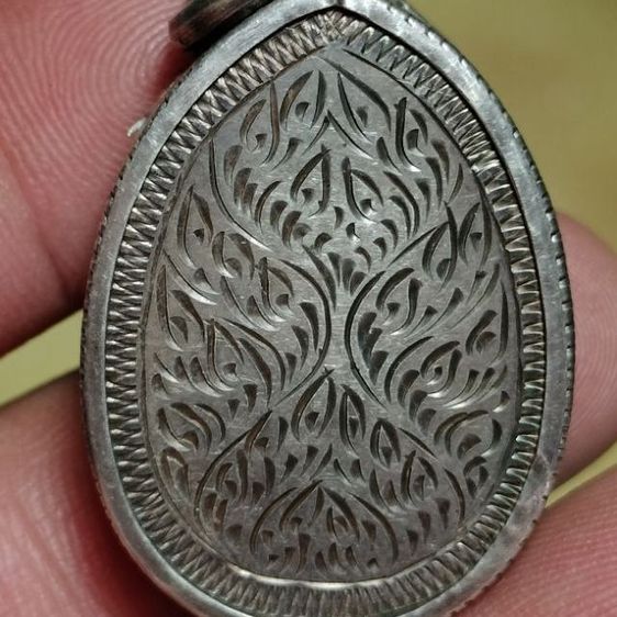 พระกรุวัดพลับเก่าๆ พร้อมกรอบเงินปิดหลังหนาๆ  รูปที่ 6