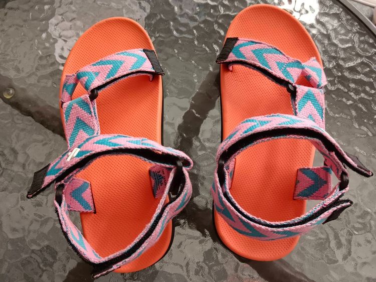 รองเท้า keen sketcher Kito สภาพดี 3คู่ 1พันบาท รูปที่ 8