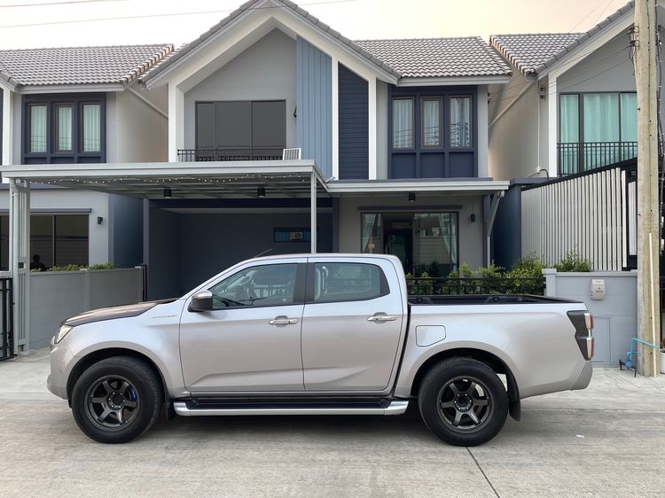 รถ Isuzu D-MAX 1.9 Hi-Lander Z สี เทา