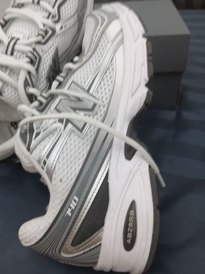 สินค้าช๊อปไทย ใส่แค่ครั้งเดียว เหมือนมือ1 New balance740 มือ1ราคา4300 รูปที่ 7