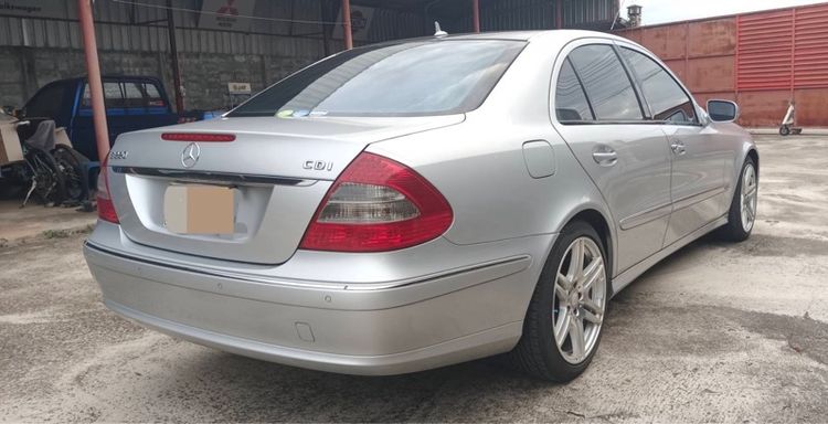 Mercedes-Benz E-Class 2009 E220 CDI Sedan ดีเซล ไม่ติดแก๊ส เกียร์อัตโนมัติ บรอนซ์เงิน รูปที่ 4