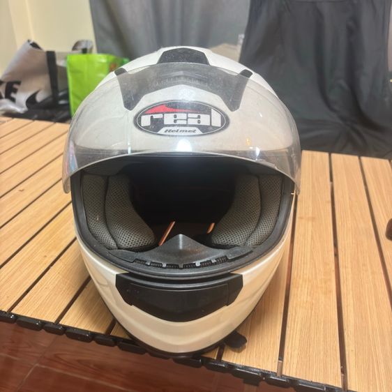 หมวกกันน็อค รูปที่ 4