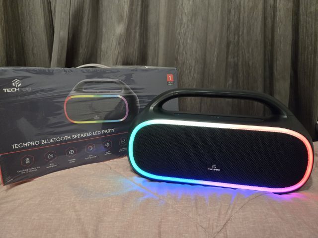 อื่นๆ ลำโพงพกพา TECHPRO Bluetooth Speaker LED Party
