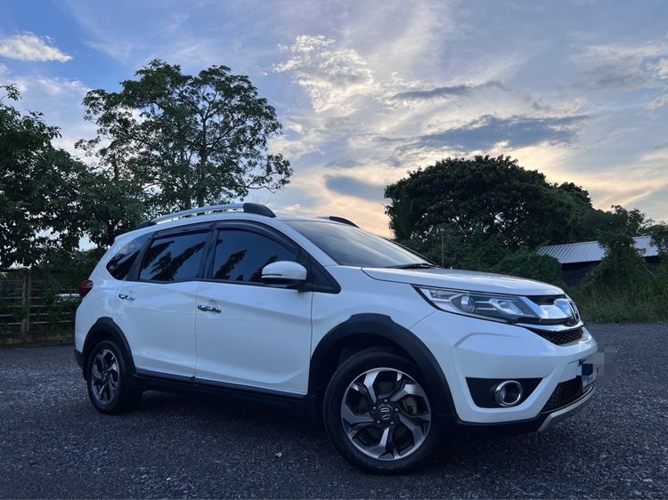 รถ Honda BR-V 1.5 SV สี ขาว
