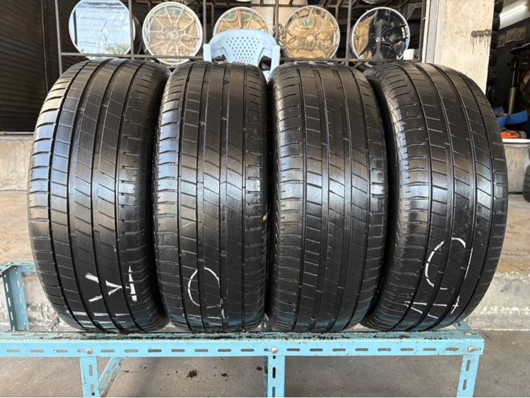 ล้อแม็กขอบ17 NISSAN TEANA (ล้อทำสีมาใหม่เพื่อความสวยงาม ไม่มีซ่อม) พร้อมยางBFGOODRICH215-55-17 ปี24 ปีแท้  รูปที่ 4