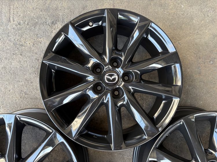 ล้อแม็กขอบ18 MAZDA3 ใส่ CX5 CX3 ได้เลยจ้า สีดำเงา สภาพสวยมากๆ (ล้อทำสีมาใหม่เพื่อความสวยงาม ไม่มีซ่อม) รูปที่ 7