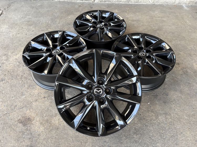 18" ล้อแม็กขอบ18 MAZDA3 ใส่ CX5 CX3 ได้เลยจ้า สีดำเงา สภาพสวยมากๆ (ล้อทำสีมาใหม่เพื่อความสวยงาม ไม่มีซ่อม)