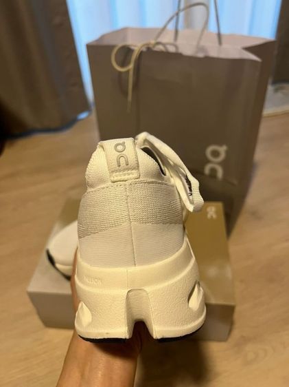 รองเท้า รูปที่ 2