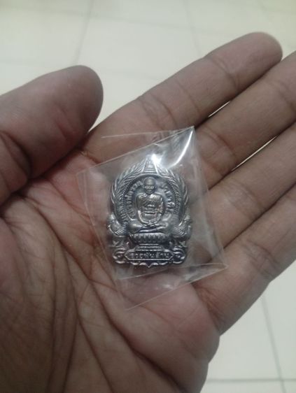 หลวงพ่อรวย3องค์รวมส่ง450ครับ รูปที่ 3