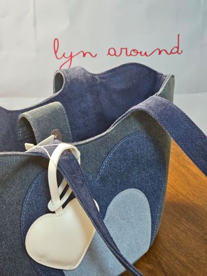 กระเป๋าแบรนด์เนม lyn around ของแท้ มือหนึ่ง รูปที่ 4