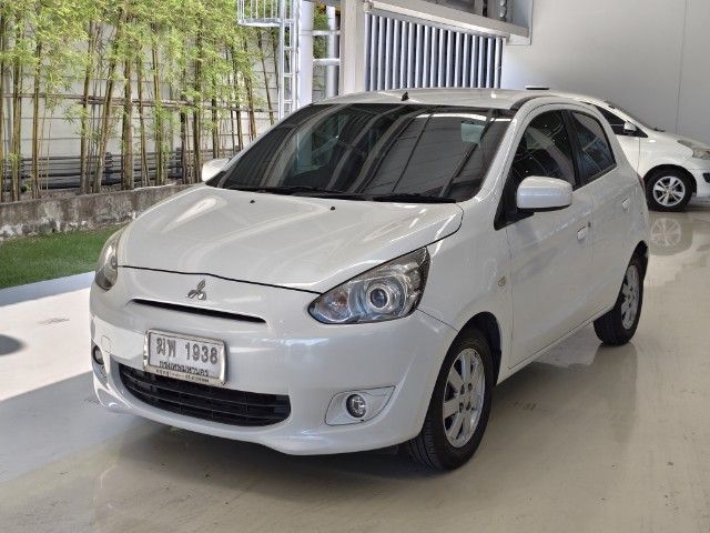 Mitsubishi Mirage 2012 1.2 GL Sedan เบนซิน ไม่ติดแก๊ส เกียร์อัตโนมัติ ขาว รูปที่ 3