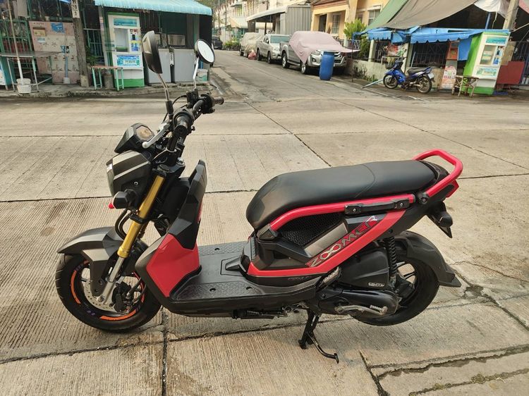 🛵ยังไงก็ขาย ZOOMER-X ปี 61 เครื่องดี สีสวย สตาร์ทมือ เล่มชุดโอนครบ+เปลี่ยนถ่ายน้ำมันเครื่องฟรี ส่งฟรี30 ก.ม รูปที่ 2
