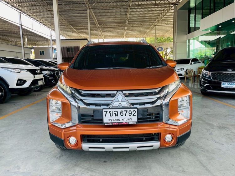 Mitsubishi Xpander Cross 2020 1.5 Utility-car เบนซิน ไม่ติดแก๊ส เกียร์อัตโนมัติ ส้ม รูปที่ 2