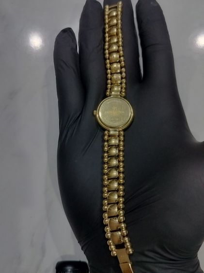 Raymond Weil ผู้หญิงงานแท้แบรนด์ ระบบควอตซ์ สายชุบทอง สภาพตามรูป มีรอยใช้งานตามอายุ  ขายตามสภาพ ไม่ใช้ทองแท้ เป็นงานชุปจากโรงงาน รูปที่ 4