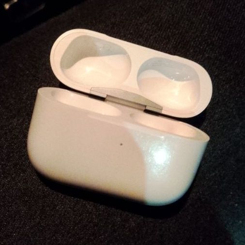 เคสชาร์จ Air pod pro รูปที่ 5
