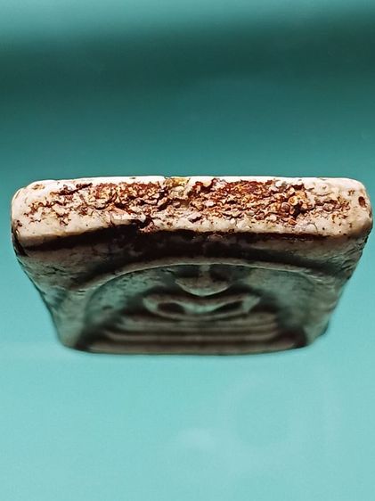 พระสมเด็จวัดระฆัง พิมพ์ใหญ่ รุ่นเเรก มีรอยคราบน้ำหมากเก่าทั่วองค์ พระเก่าของคนโบราณ สภาพสวยเก่าเดิมๆ รูปที่ 5