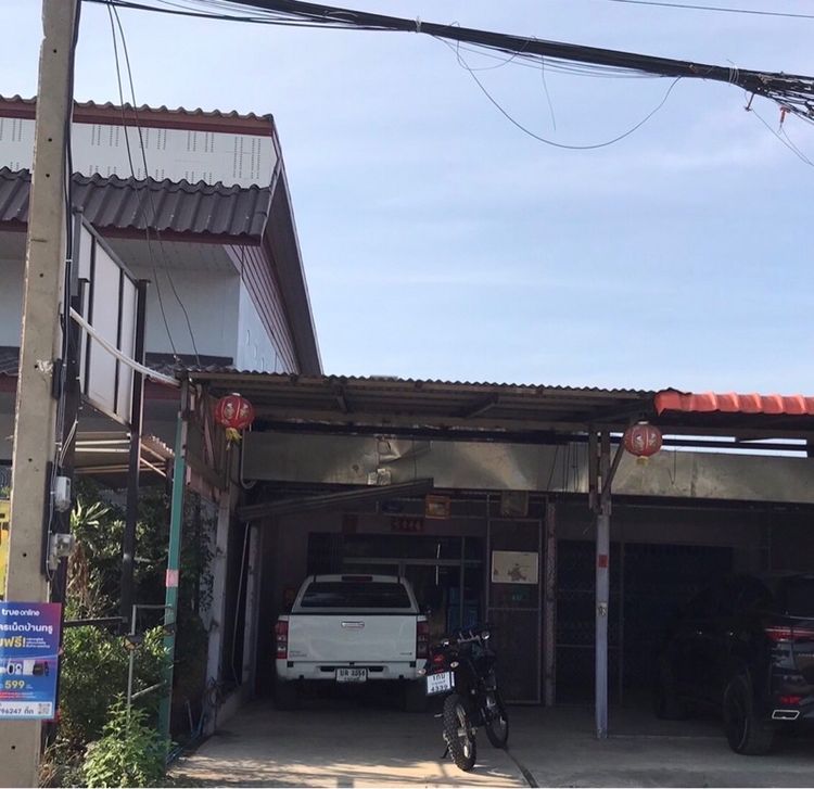 อื่นๆ ไม่มี สร้างเสร็จก่อน 2010 ไม่ใช่ ขาย-ให้เช่า  บ้านห้องแถวพร้อมอยู่สามารถทำร้านทำธุรกิจได้เลย รูปที่ 2