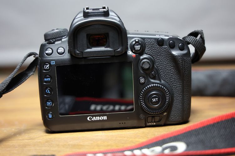 ขายกล้อง Canon 5D Mark VI (สภาพมือหนึ่งใหม่มาก) รูปที่ 4