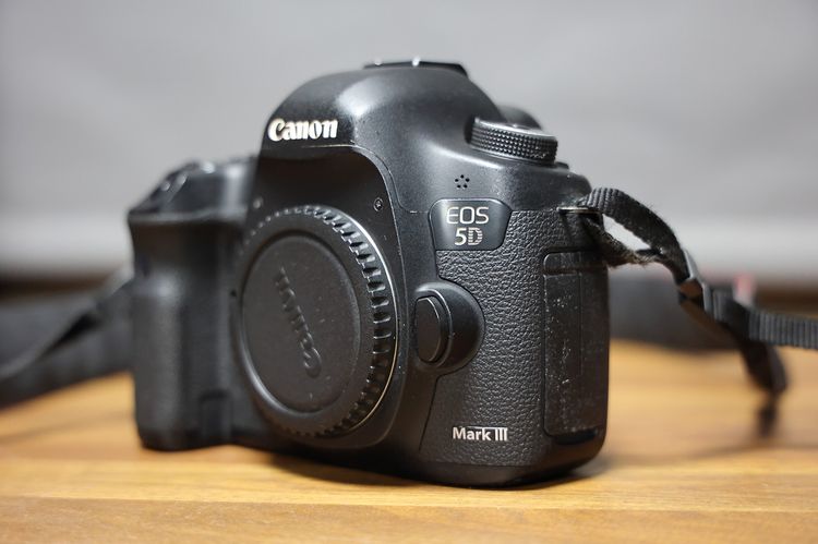 ขายกล้อง Canon 5D Mark III (ชัตเตอร์ 4000 ใช้งานน้อยมากๆ) รูปที่ 4