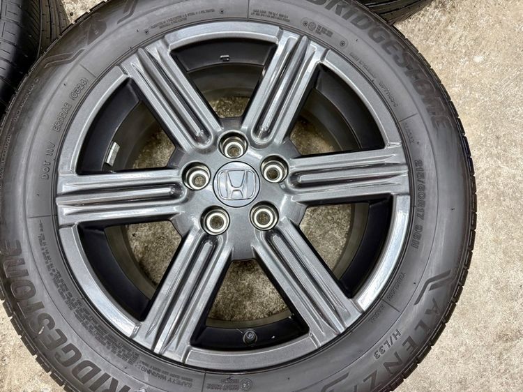 ล้อแม็ก HONDA HRV ขอบ 17” สภาพสวย ยาง BRIDGESTONE 215-60R17 ปี 24 ดอกยางสวยพร้อมใช้งาน รูปที่ 4